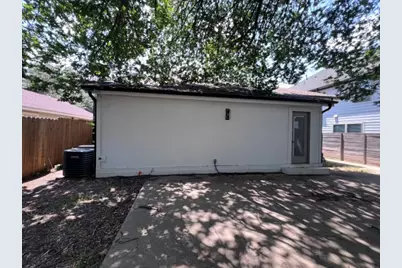 710 S Glasgow Drive, Dallas, TX 75223 - Photo 3