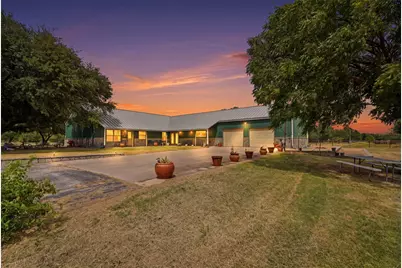 8165 Jackson Road, Krum, TX 76249 - Photo 5