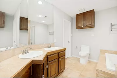 4203 Holland Avenue #10, Dallas, TX 75219 - Photo 11
