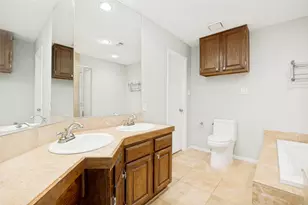 4203 Holland Ave, Dallas, TX 75219 - Photo 11
