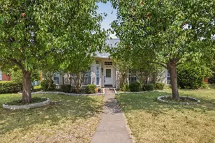 1517 Palisades Dr, Carrollton, TX 75007 - Photo 1