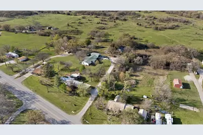 202 Johns Drive, Chico, TX 76431 - Photo 5