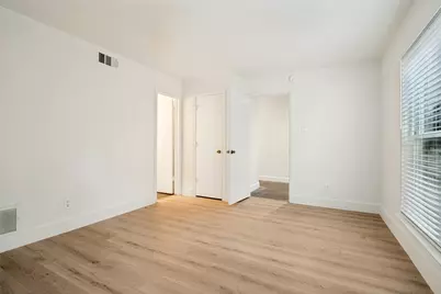 4211 Prescott Avenue #5, Dallas, TX 75219 - Photo 7