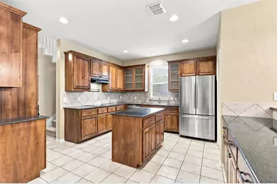 1304 Timberline Drive, McKinney, TX 75072 - Photo 11