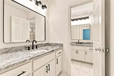 1304 Timberline Drive, McKinney, TX 75072 - Photo 13