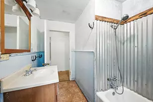 414 S Broadway St, Bells, TX 75414 - Photo 23