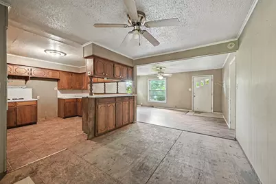 414 S Broadway Street, Bells, TX 75414 - Photo 11