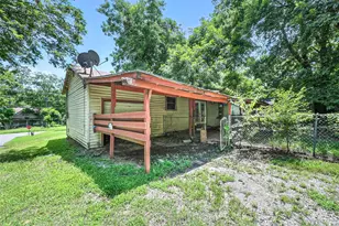 414 S Broadway St, Bells, TX 75414 - Photo 25