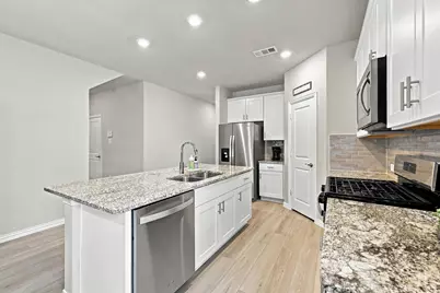 408 Castle Road, Sherman, TX 75092 - Photo 9