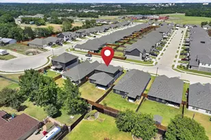 408 Castle Rd, Sherman, TX 75092 - Photo 37