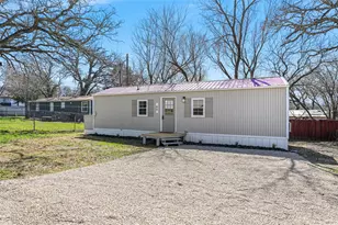 88 Live Oak St, Alvarado, TX 76009 - Photo 3