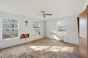 604 S Spears St, Alvarado, TX 76009 - Photo 19