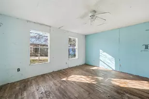 604 S Spears St, Alvarado, TX 76009 - Photo 11