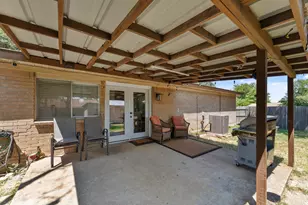 5732 Bonner Dr, Haltom City, TX 76148 - Photo 17