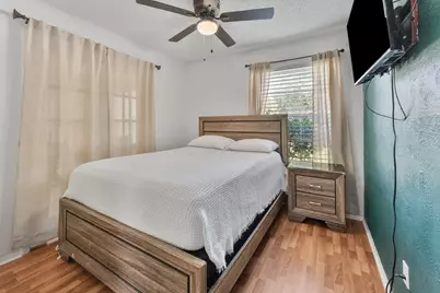 5732 Bonner Drive, Haltom City, TX 76148 - Photo 13