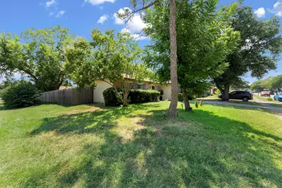 5732 Bonner Drive, Haltom City, TX 76148 - Photo 21