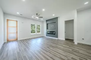 4860 La Prada, Malakoff, TX 75148 - Photo 5