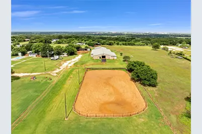1901 Melissa Lane, Cleburne, TX 76031 - Photo 1