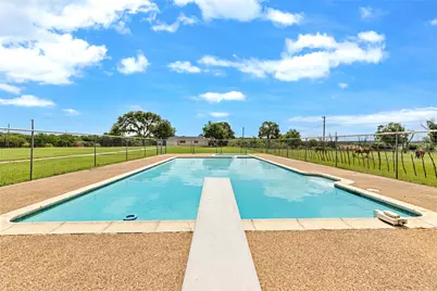 1901 Melissa Lane, Cleburne, TX 76031 - Photo 37
