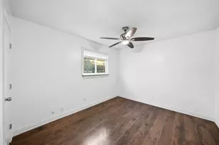 10124 Shayna Dr, Dallas, TX 75217 - Photo 15