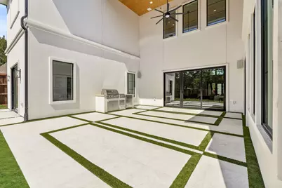 9421 Thornberry Lane, Dallas, TX 75220 - Photo 37