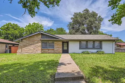 2309 Woodlawn Drive, Ennis, TX 75119 - Photo 1