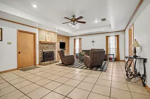 407 Lumpkin Dr, Ennis, TX 75119 - Photo 13