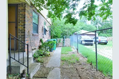 1010 Denton Street, Denton, TX 76201 - Photo 15