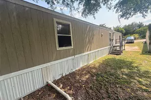 541 Simmons Way, Cedar Hill, TX 75104 - Photo 11