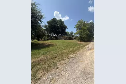 610 S Rike Street, Farmersville, TX 75442 - Photo 25