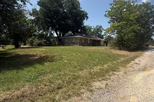 610 S Rike St, Farmersville, TX 75442 - Photo 25