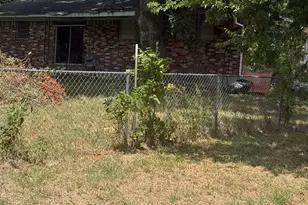 610 S Rike St, Farmersville, TX 75442 - Photo 27