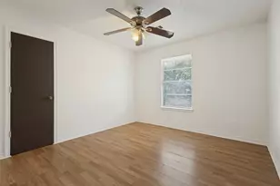 610 S Rike St, Farmersville, TX 75442 - Photo 7