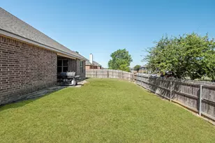 4916 Lake Park Dr, Sanger, TX 76266 - Photo 25