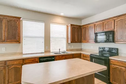 5824 Melanie Court, Fort Worth, TX 76131 - Photo 9