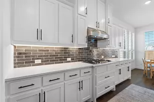 14220 Greenside Dr, Fort Worth, TX 76008 - Photo 15