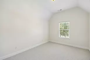 7306 Comal Dr, Irving, TX 75039 - Photo 33