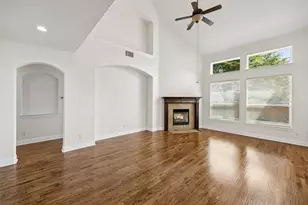 7306 Comal Dr, Irving, TX 75039 - Photo 7