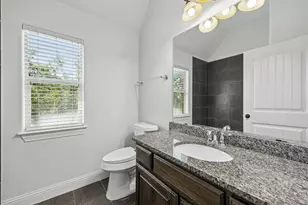 7306 Comal Dr, Irving, TX 75039 - Photo 23