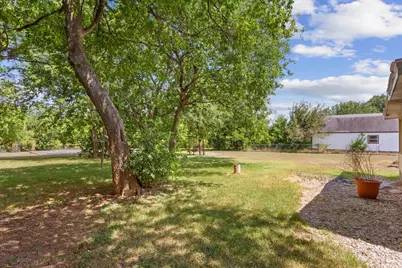 901 S Old Temple Road, Lorena, TX 76655 - Photo 29