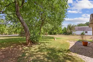 901 S Old Temple Rd, Lorena, TX 76655 - Photo 29