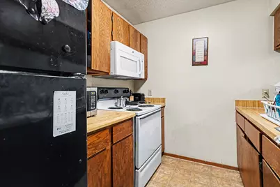 104 N Heights Drive, Crowley, TX 76036 - Photo 17