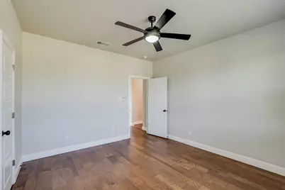 1804 Eastwood Court, Mansfield, TX 76063 - Photo 31