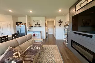 1408 Skyline Dr, Denton, TX 76207 - Photo 9