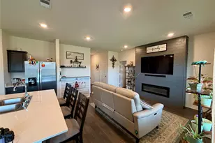 1408 Skyline Dr, Denton, TX 76207 - Photo 3