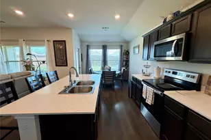 1408 Skyline Dr, Denton, TX 76207 - Photo 7