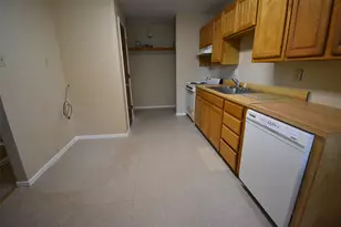 606 N Main St, Collinsville, TX 76233 - Photo 3