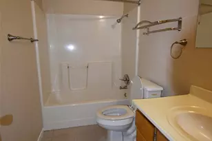 606 N Main St, Collinsville, TX 76233 - Photo 7