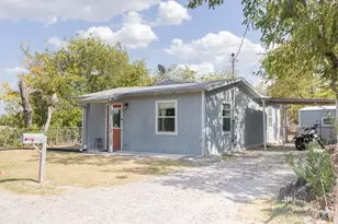 1206 9th St, Mineral Wells, TX 76067 - Photo 1