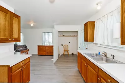 304 Missouri Street, Bowie, TX 76230 - Photo 11